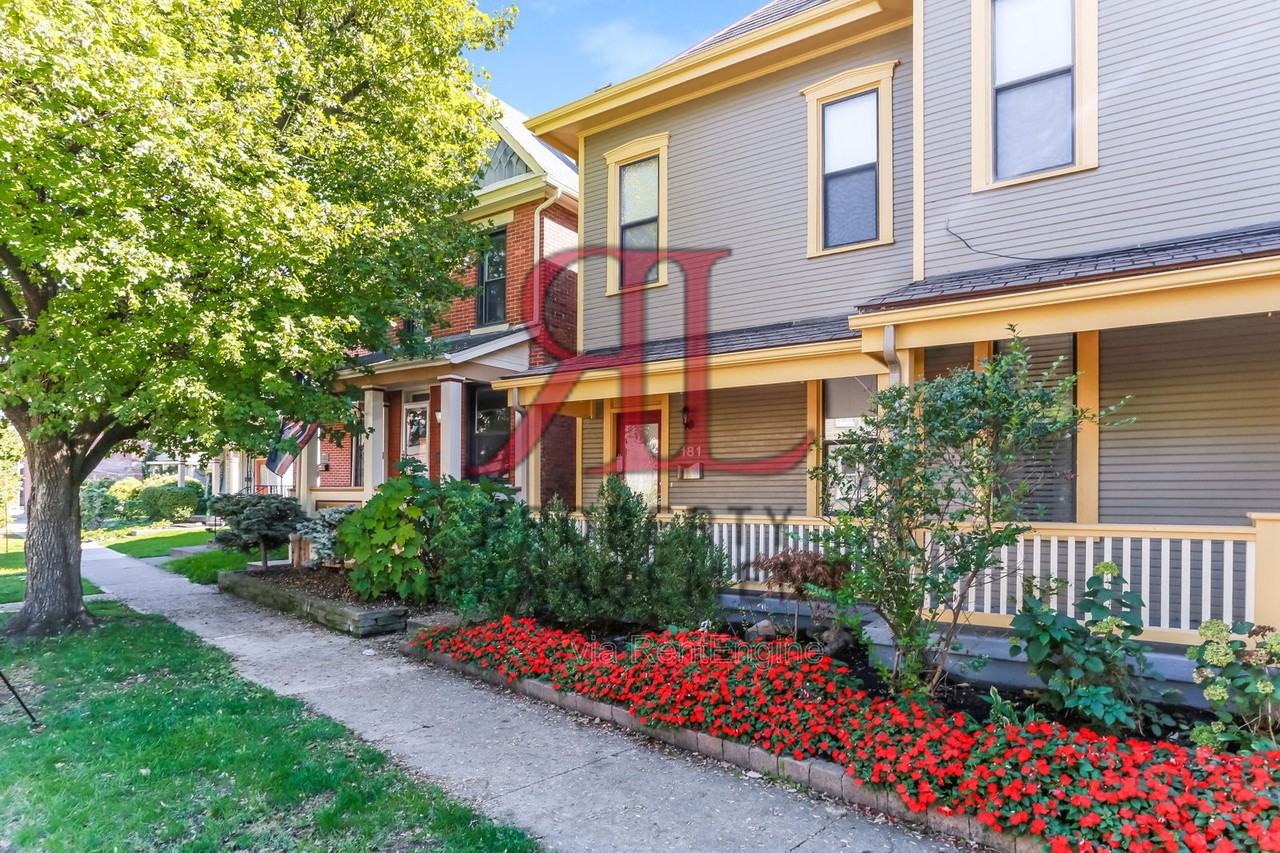 181 E 1st Ave - Photo 2 of 27