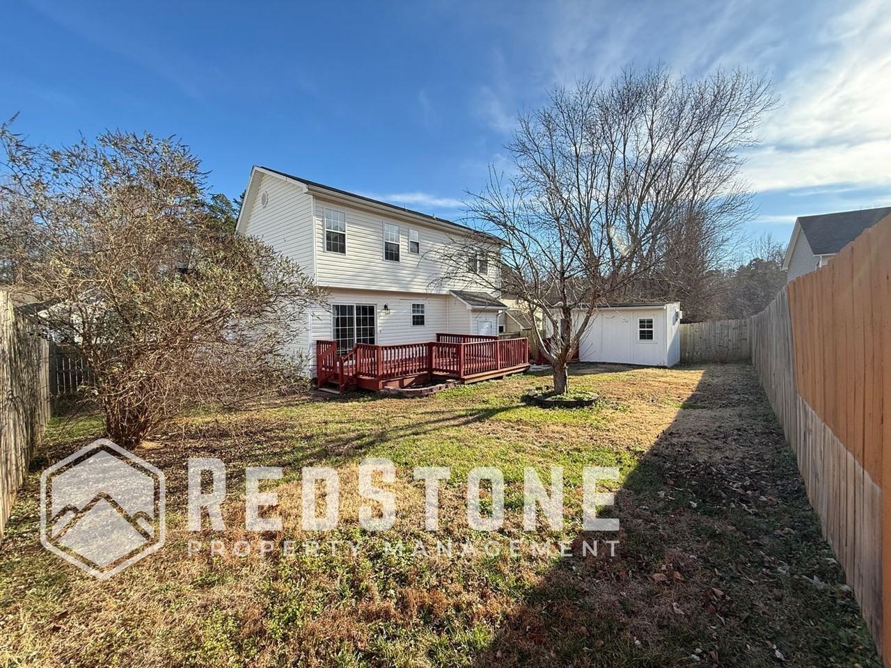 131 Hoskins Cir - Photo 2 of 32