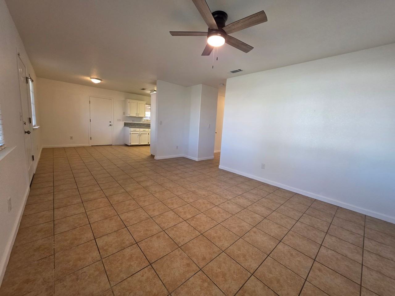 12287 Albert Ave - Photo 6 of 23