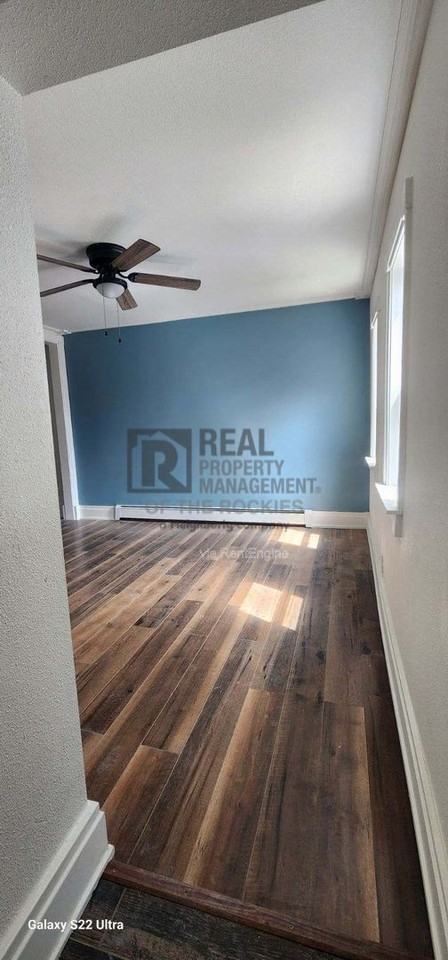 606 W 24th St - Photo 5 of 11