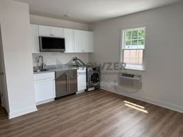 featured image of 50 Yarmouth Rd