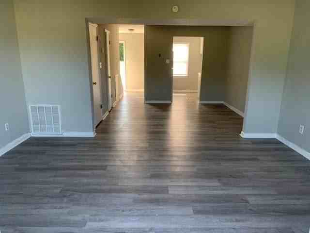 1544 Ashland Dr #C - Photo 2 of 19