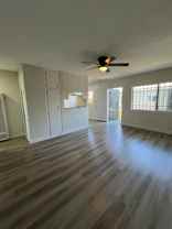 00067-859 - Photo 1 of 1