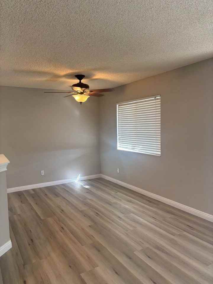 26219 Corona Dr - Photo 7 of 12