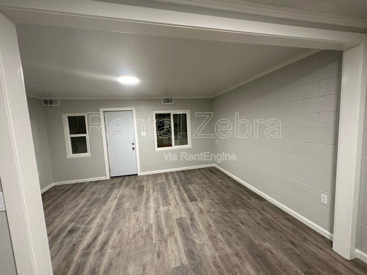 8301 Trout Ave #11 - Photo 4 of 9