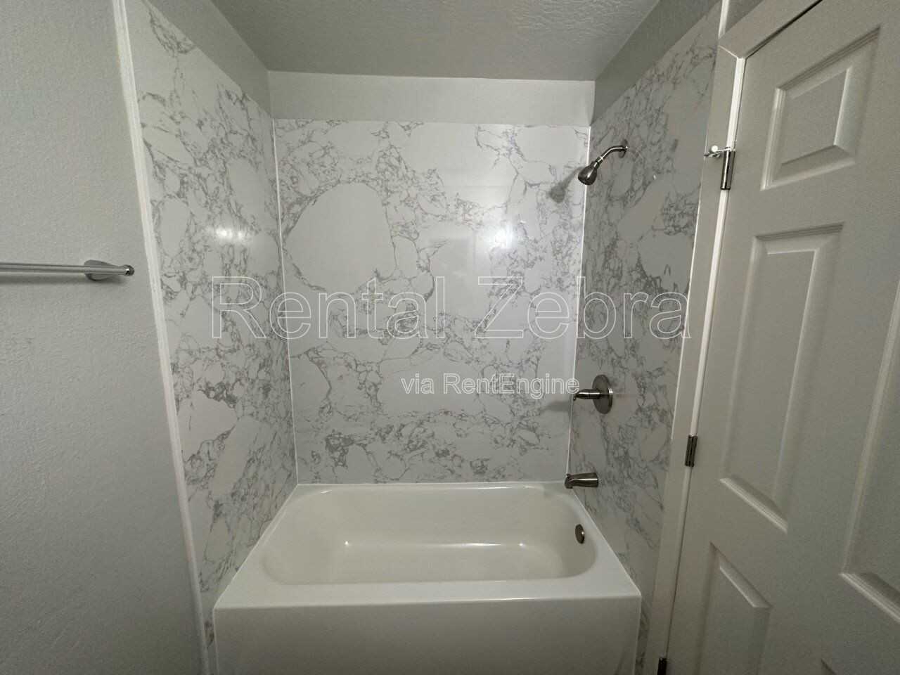 8301 Trout Ave #11 - Photo 5 of 9