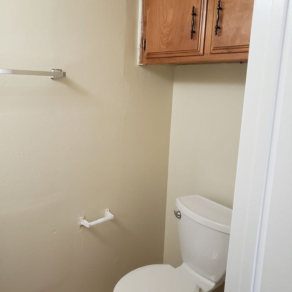 2309 Westholme Blvd #E - Photo 4 of 8