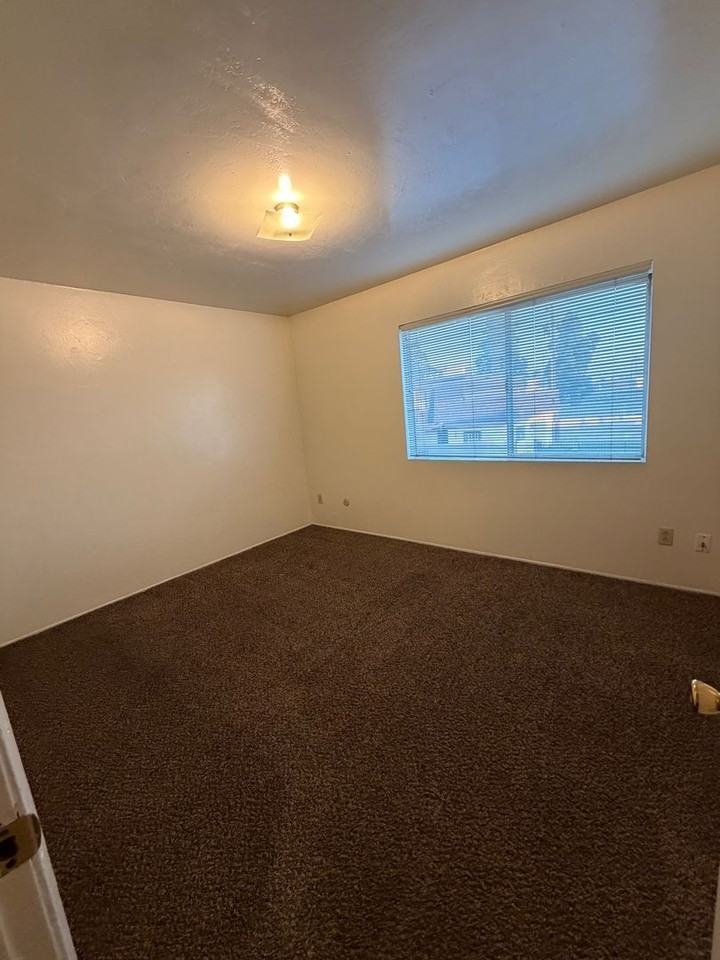 1968 Stine Rd - Photo 5 of 11