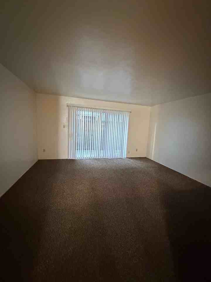 1968 Stine Rd - Photo 6 of 11