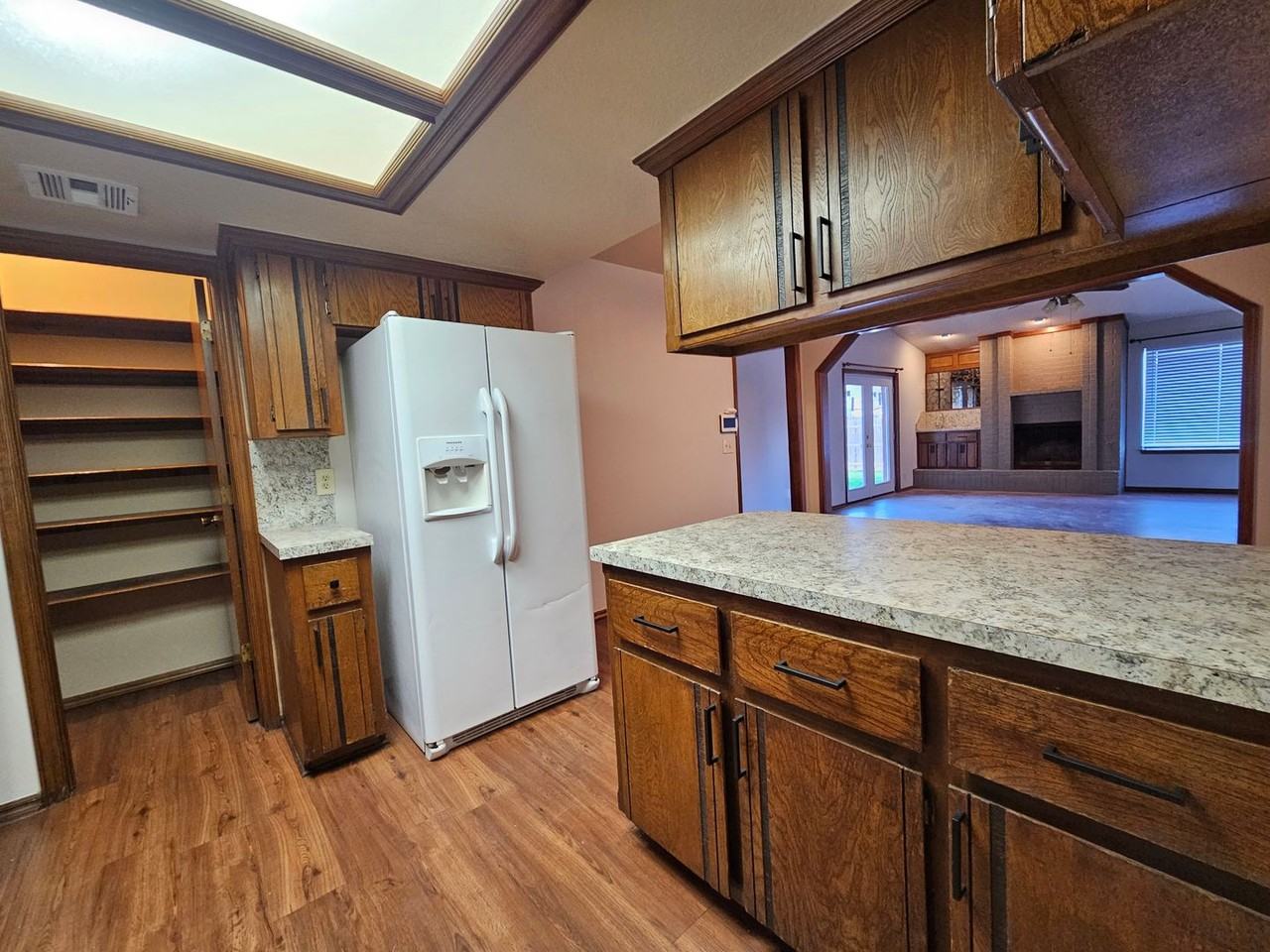 1400 Peach Tree Ln - Photo 6 of 17