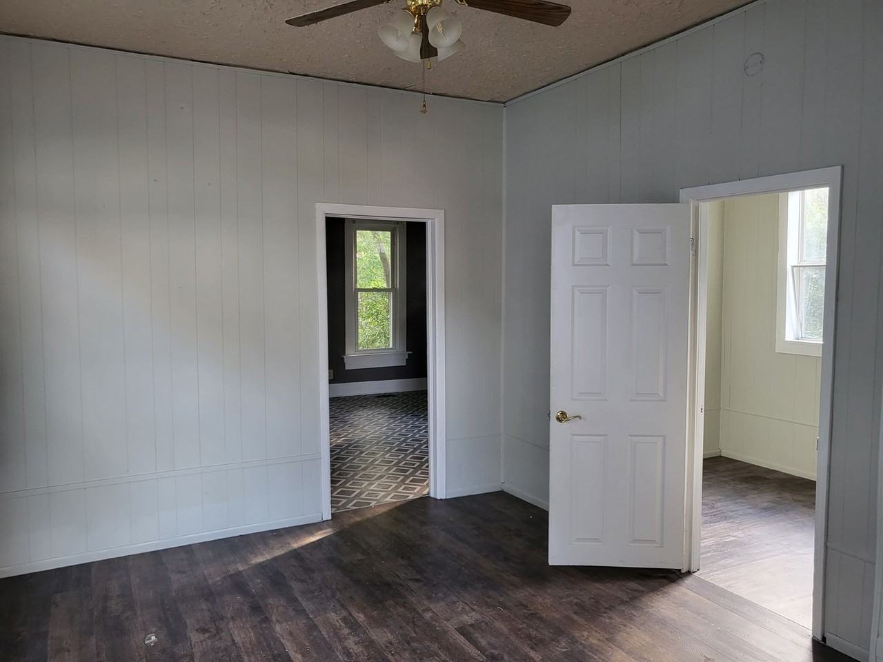 643 E Maryland St - Photo 7 of 9