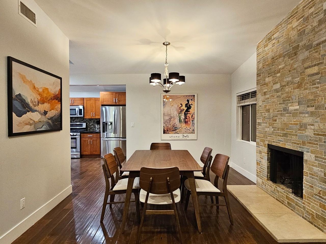 6014 Wish Ave - Photo 4 of 17