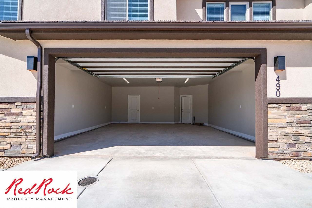 490 W 540 N - Photo 7 of 50