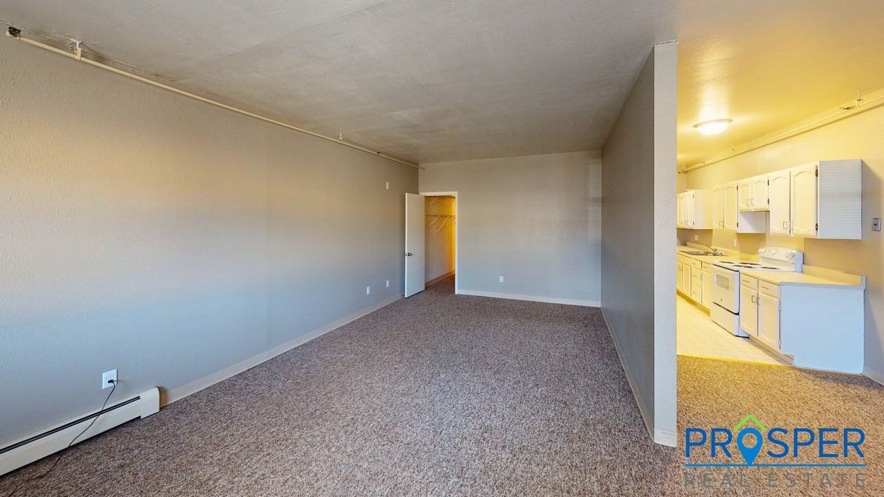 WA444X - Photo 2 of 13