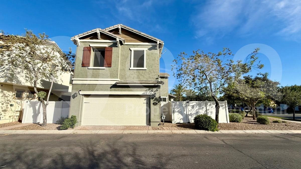 2624 S Canfield - Photo 3 of 21