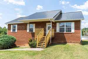 featured image of 4140 Briggs Loop