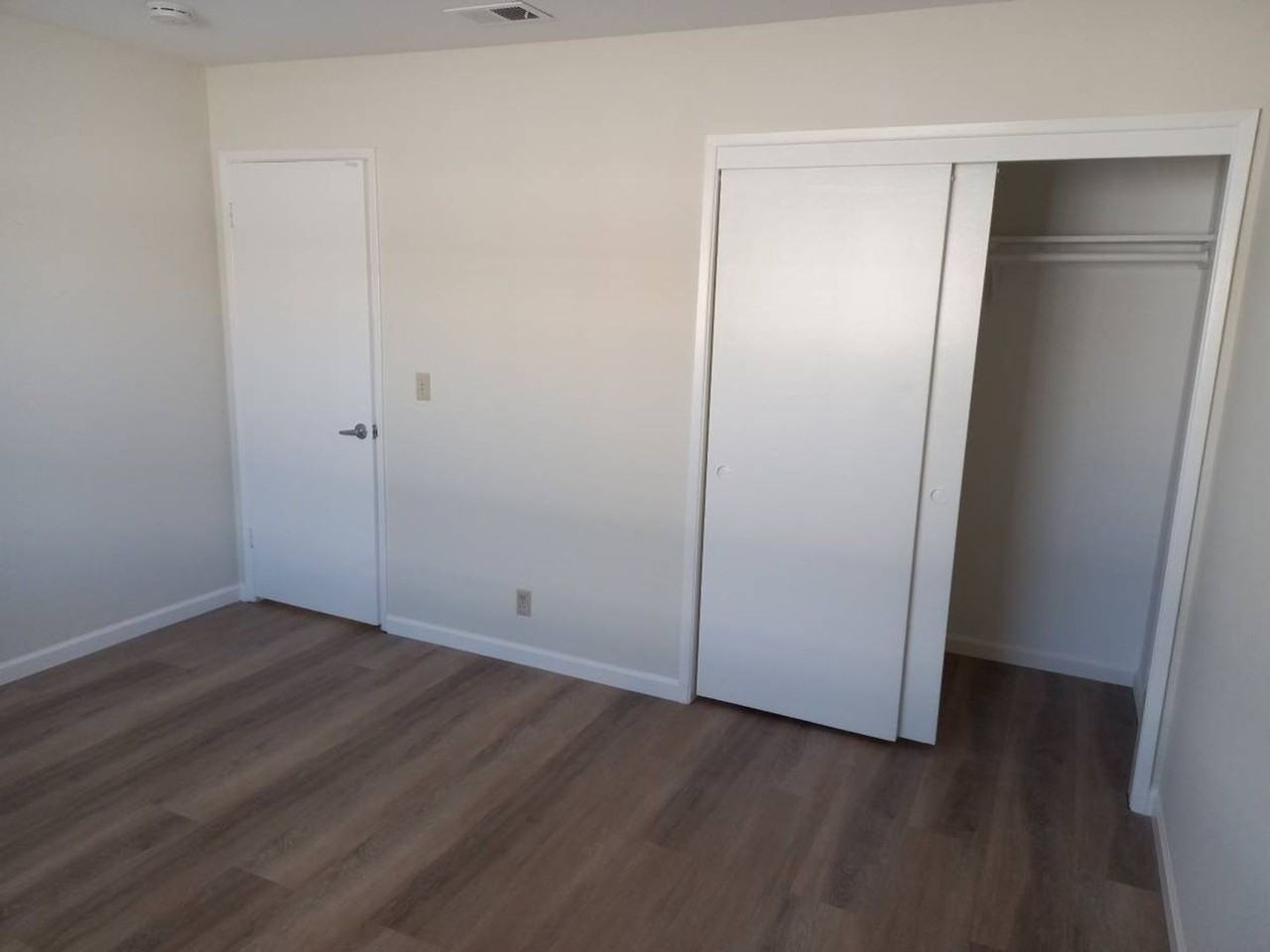 366 - 3002 Magliocco Dr - Photo 3 of 10