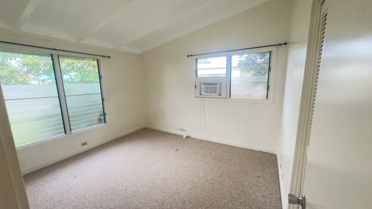 967 Holoholo St - Photo 7 of 18