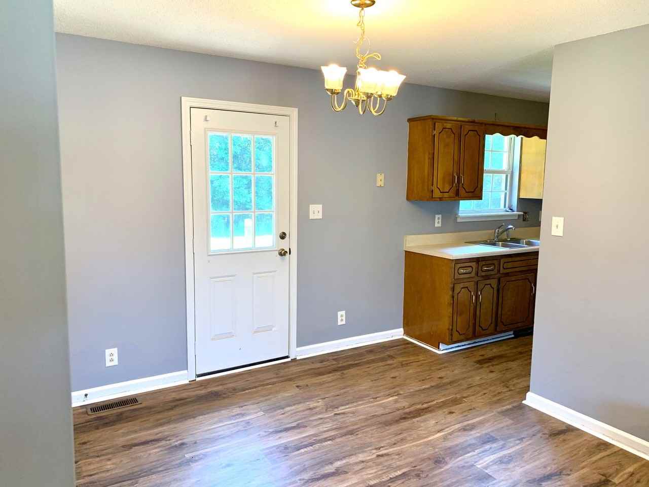 740 Carmack Ct - Photo 4 of 15