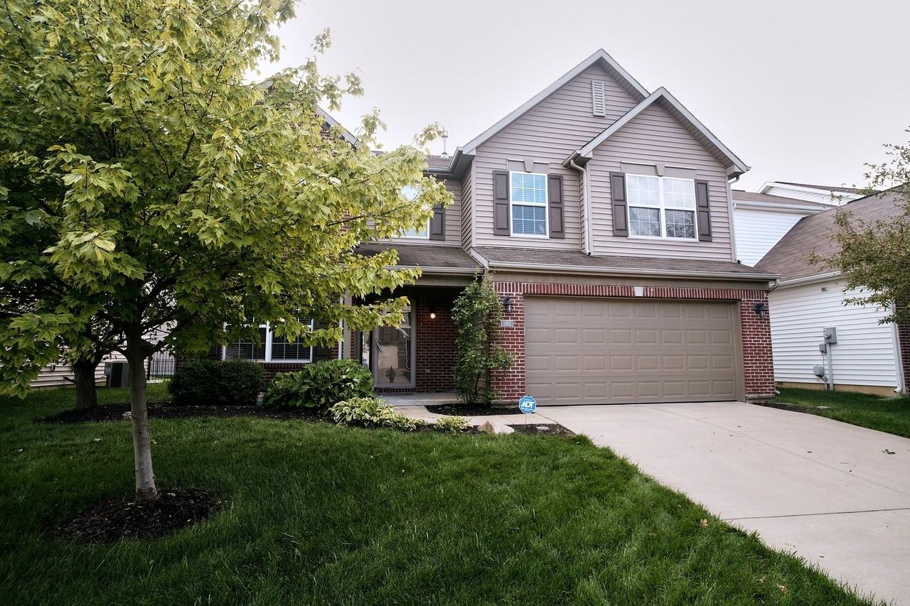11813 Traymoore Dr - Photo 3 of 50