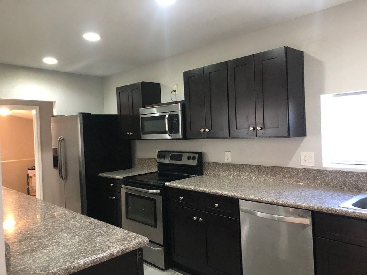 4062 10th Ave N - Photo 3 of 10