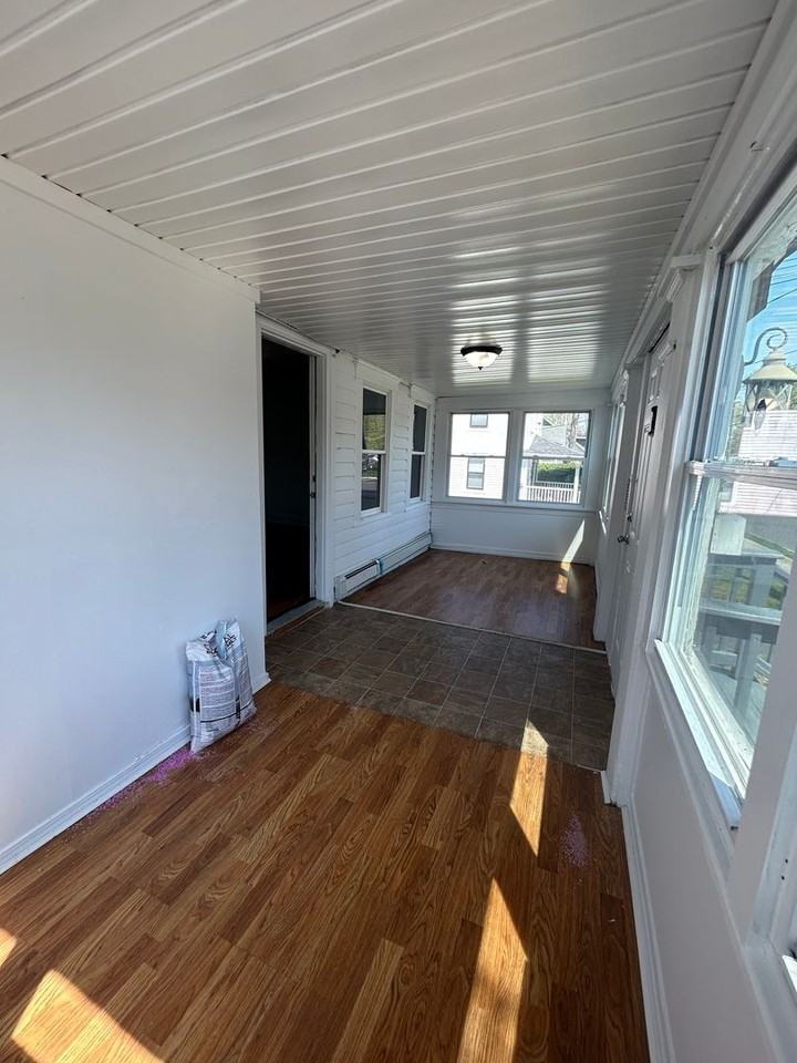 132 Anelve Ave - Photo 3 of 31