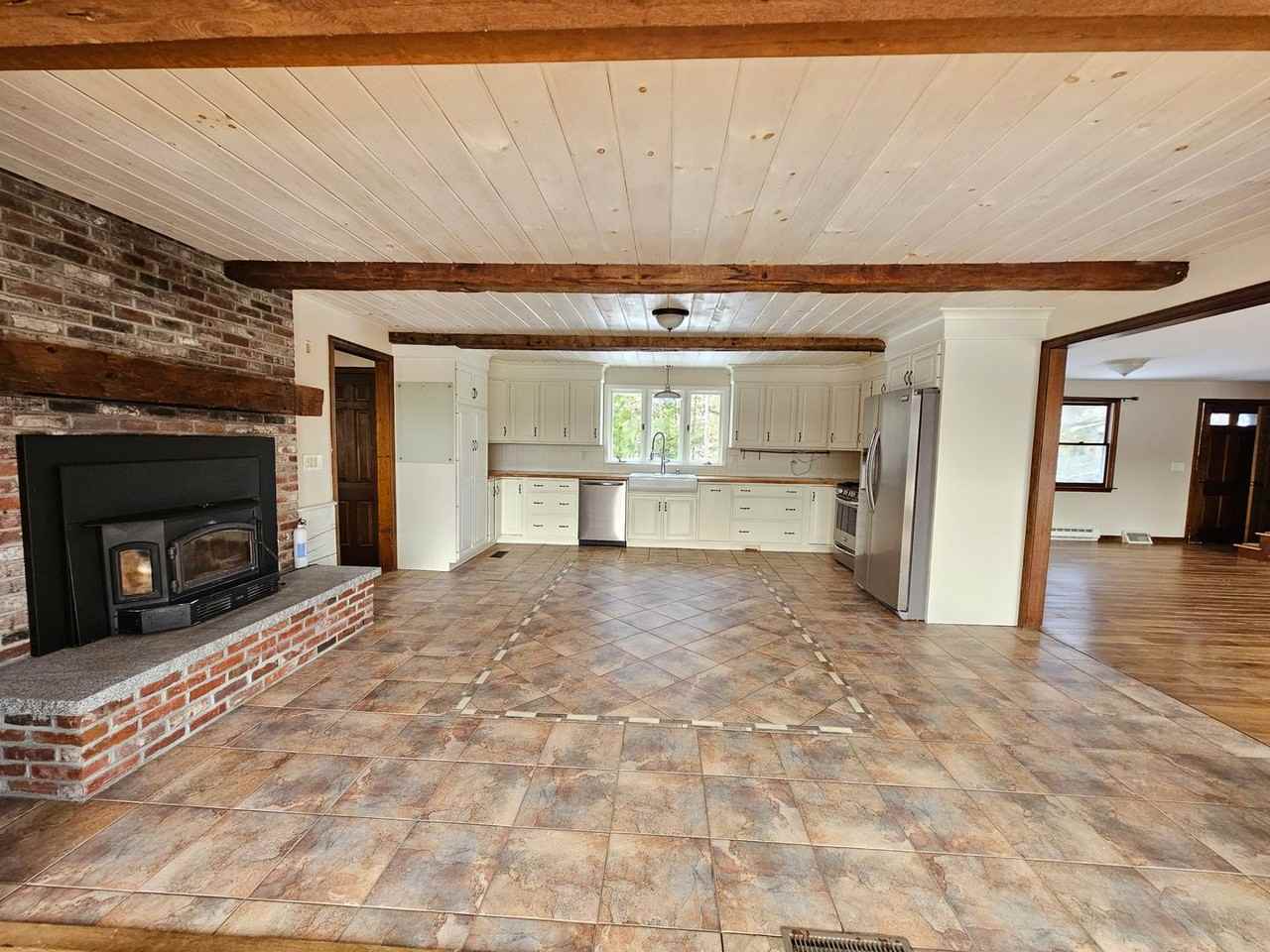 476 Route 13 S - Photo 4 of 25