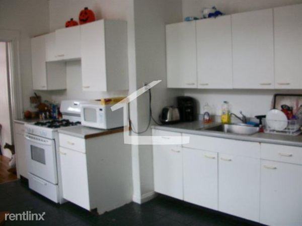 1914 Beacon St - Photo 2 of 13