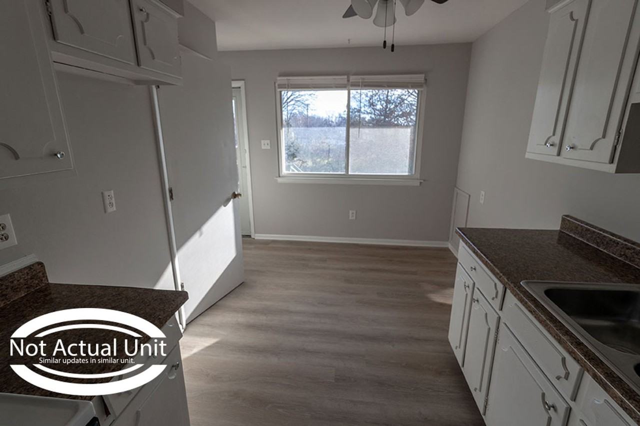 2812 Leeway Dr - Photo 6 of 16