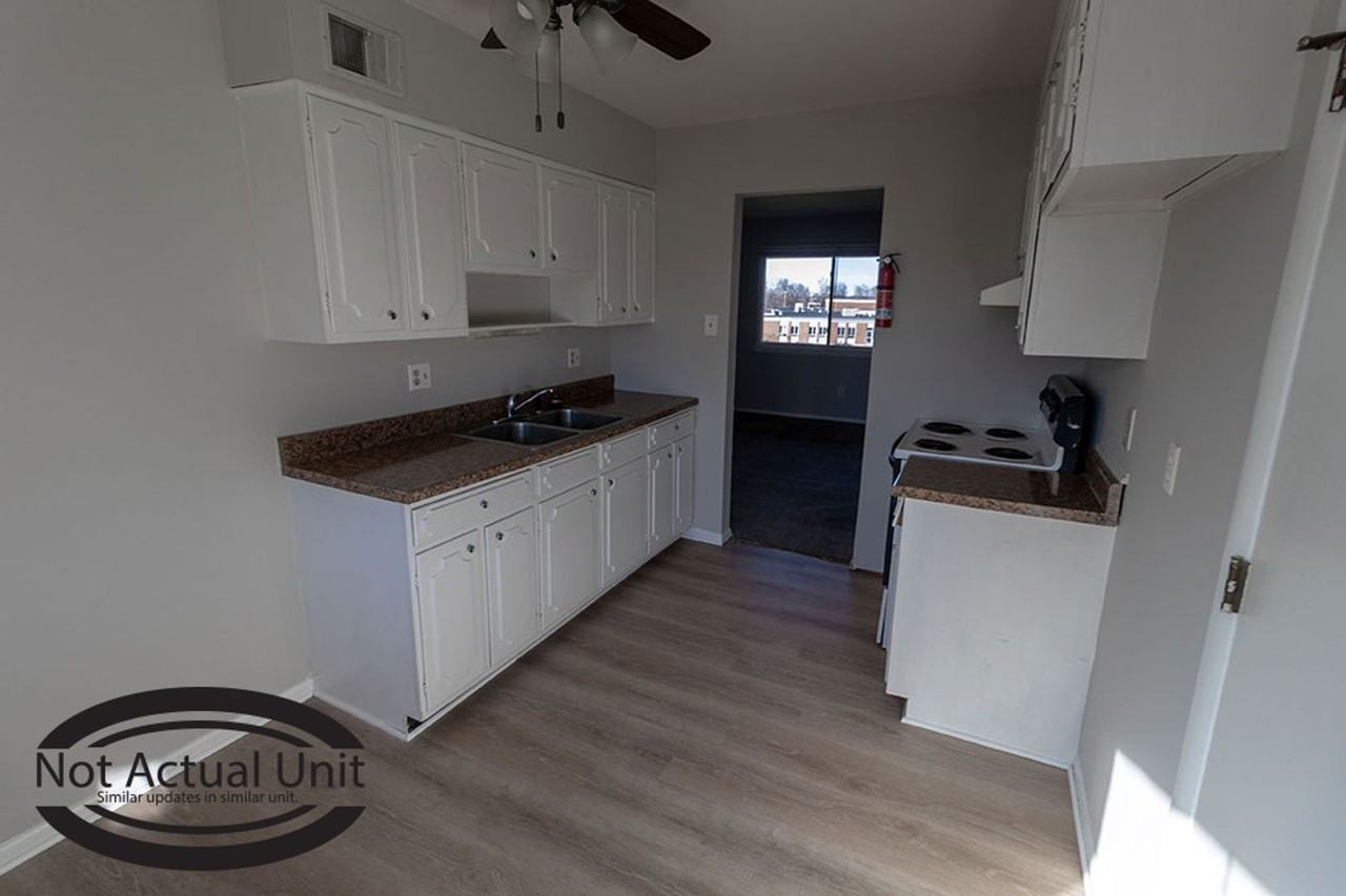 2812 Leeway Dr - Photo 7 of 16