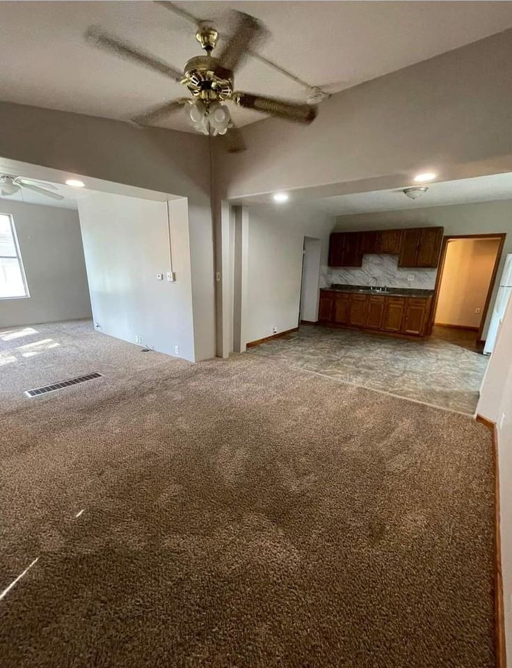 1122 N 11th St - Photo 5 of 13