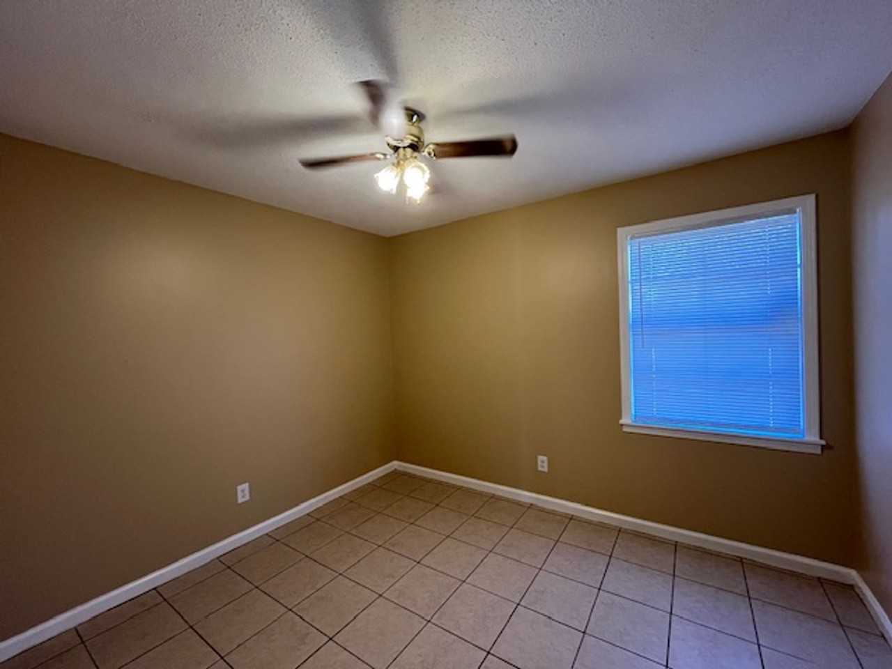 8131 Jamesbrook Dr - Photo 6 of 9