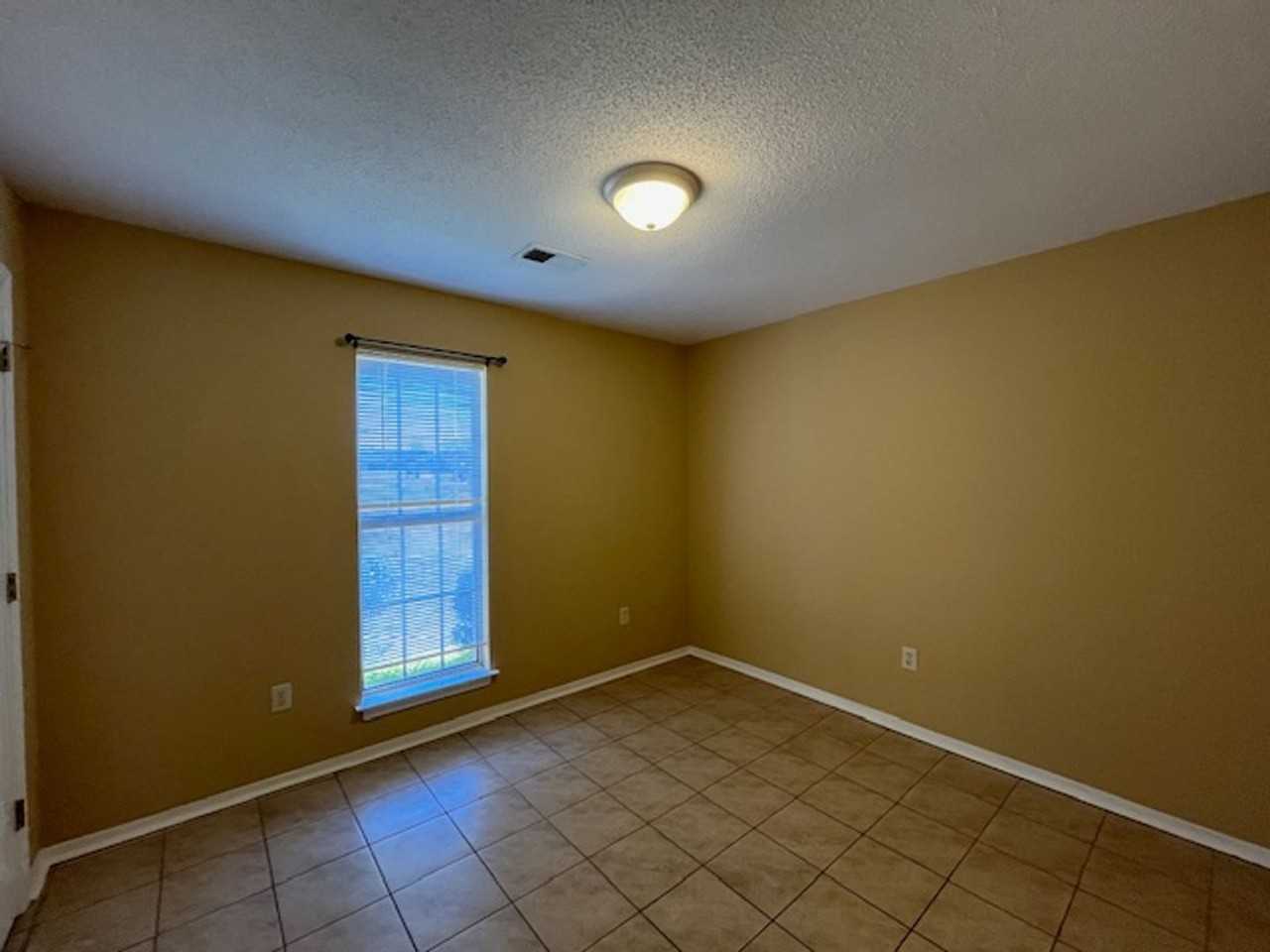 9059 Triple Crown Loop W - Photo 6 of 12