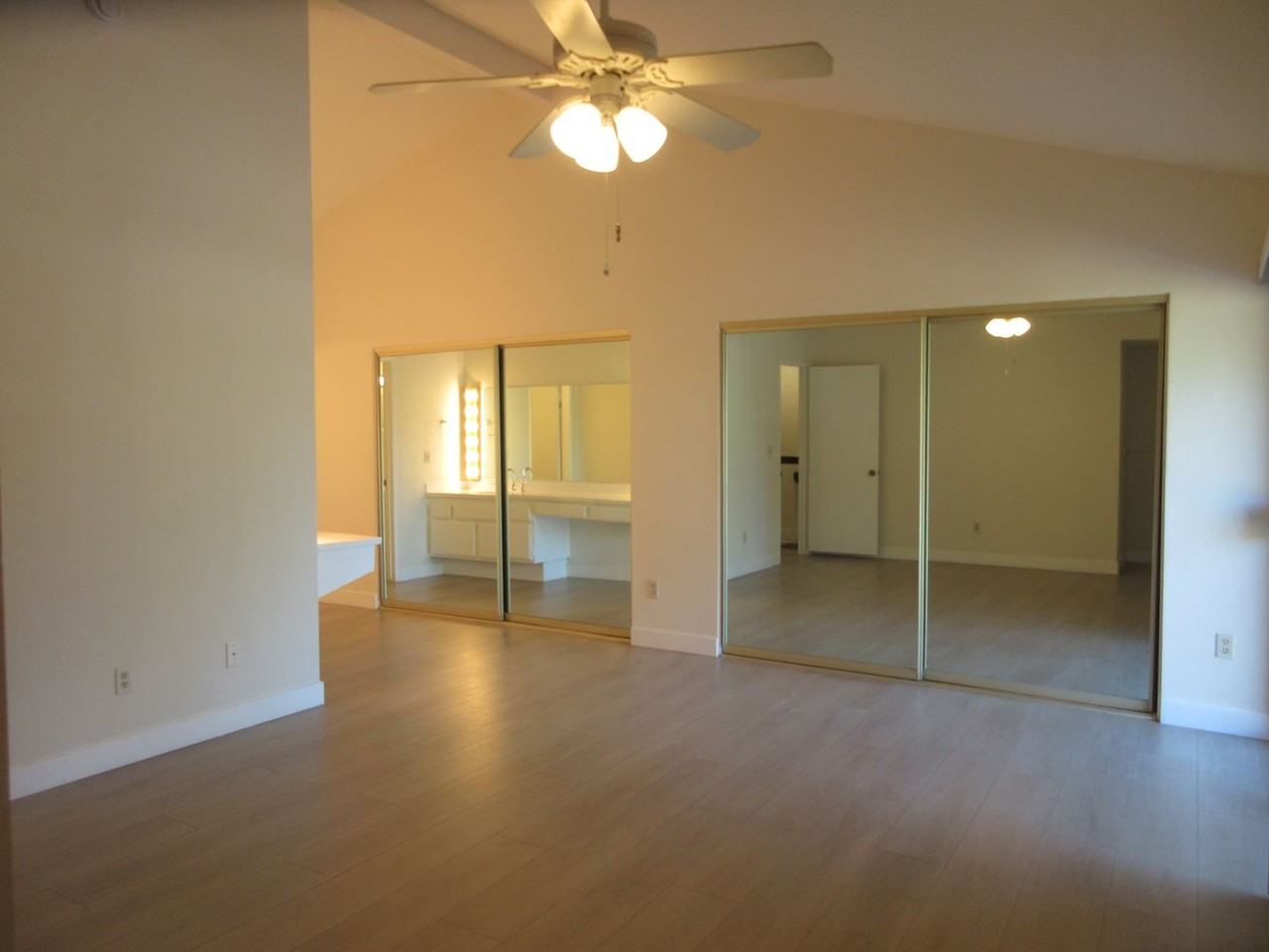 18120 Oxnard St #82 - Photo 6 of 50