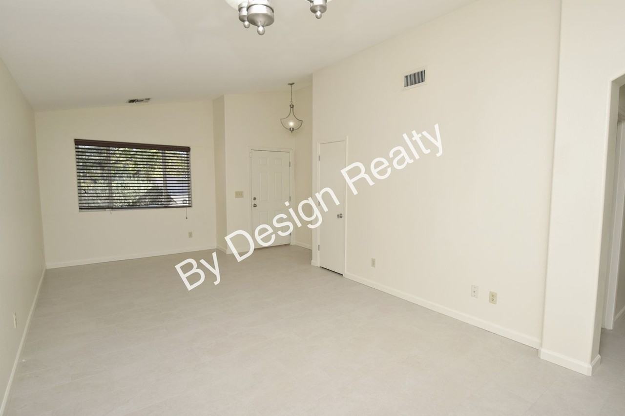 1213 N Thunder Ridge Dr - Photo 2 of 34