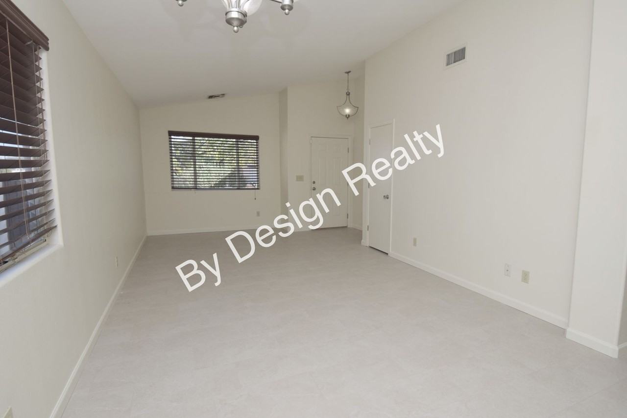 1213 N Thunder Ridge Dr - Photo 3 of 34