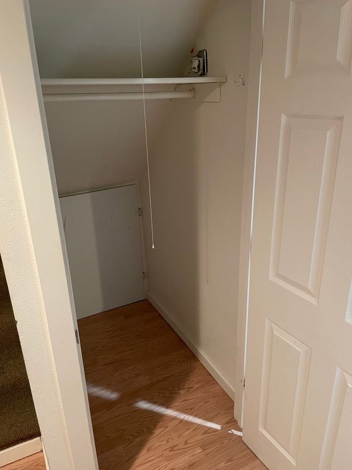 702 11th Ave E - Photo 6 of 14