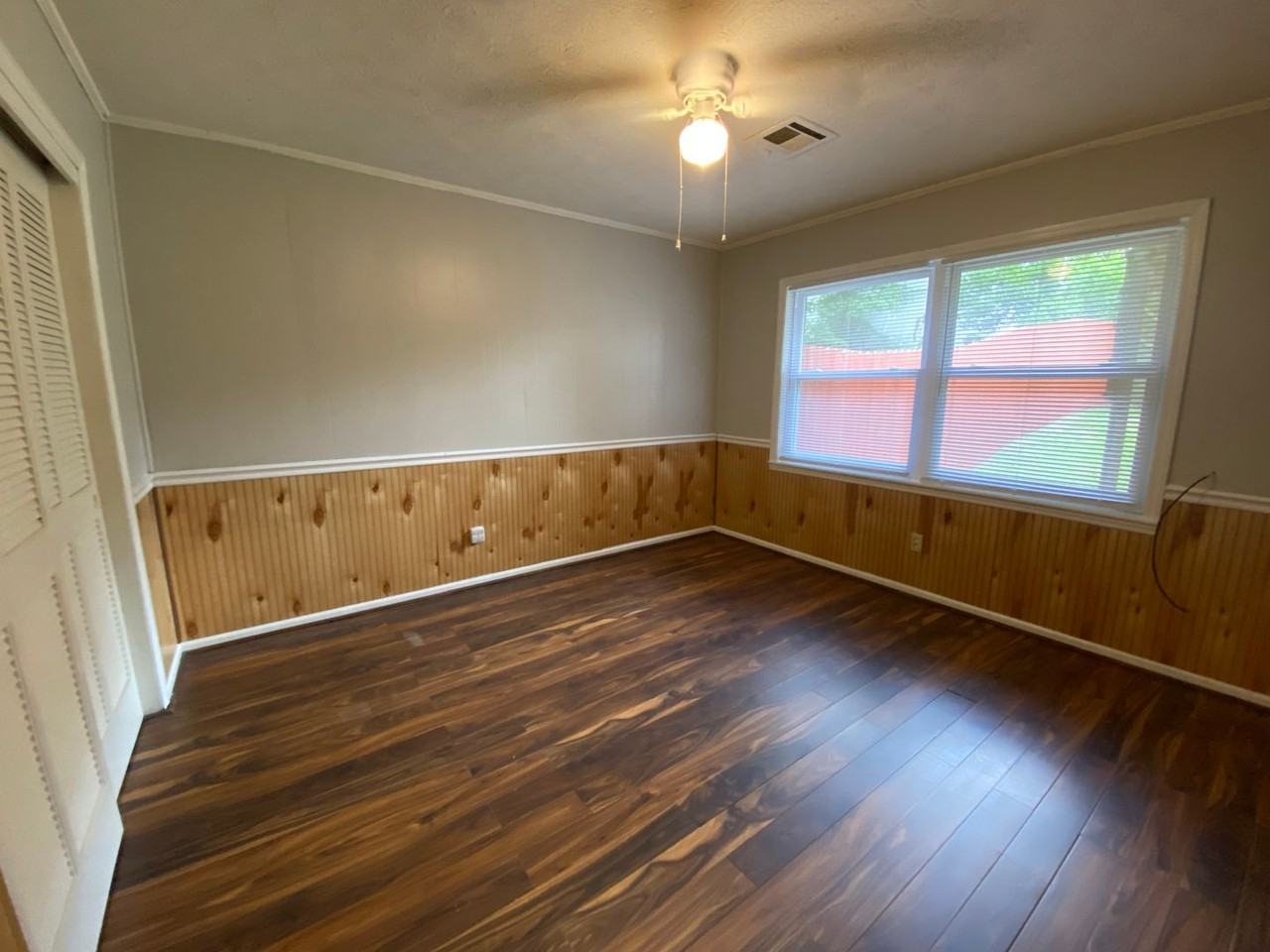 517 Godfrey Ln - Photo 6 of 7