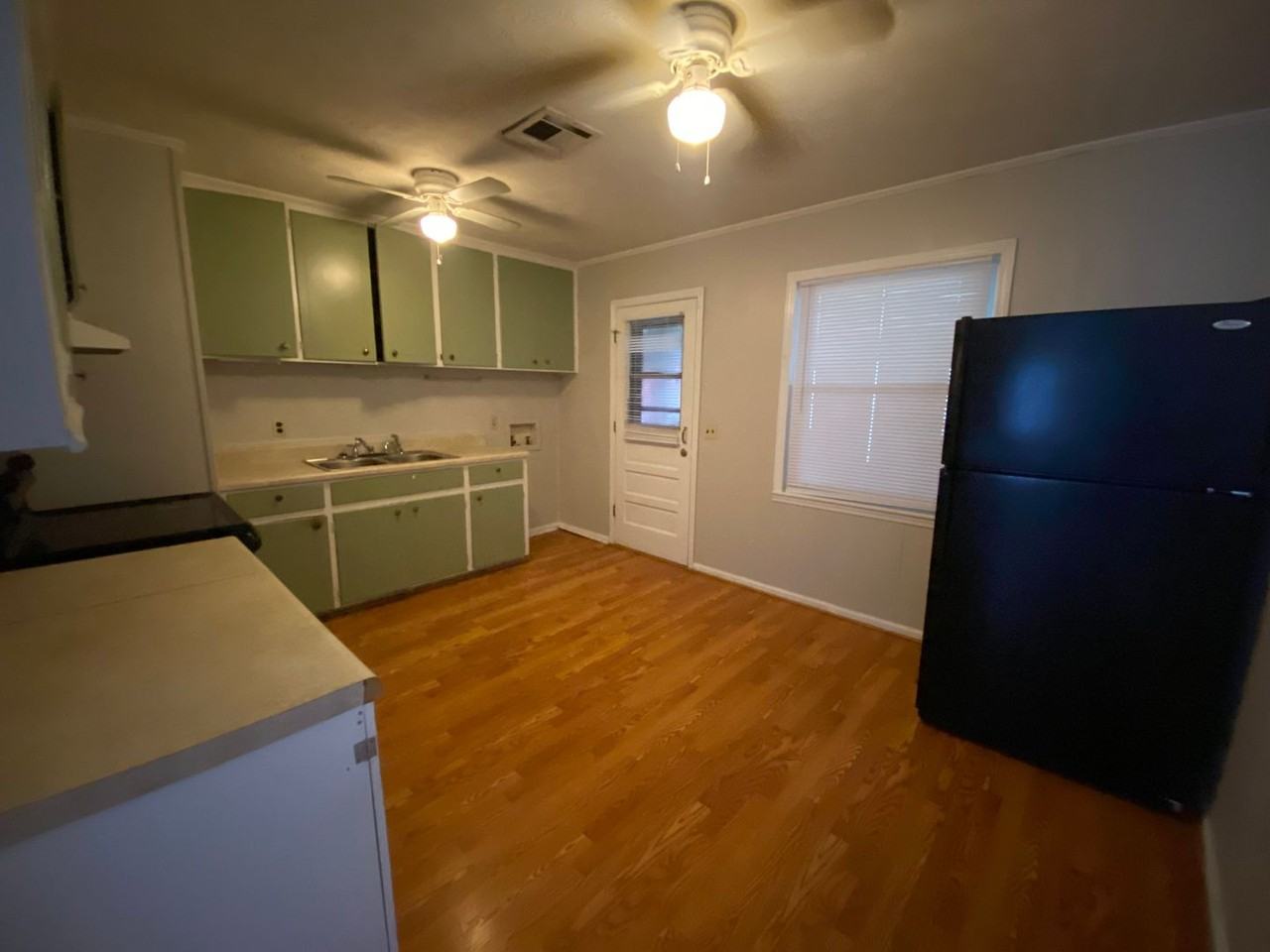 517 Godfrey Ln - Photo 7 of 7