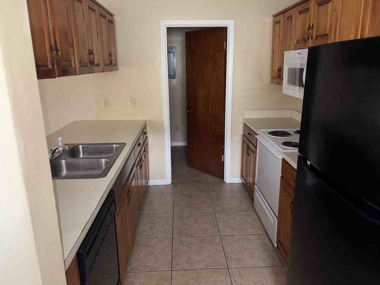 1521 Fitzpatrick Ave #A - Photo 6 of 11