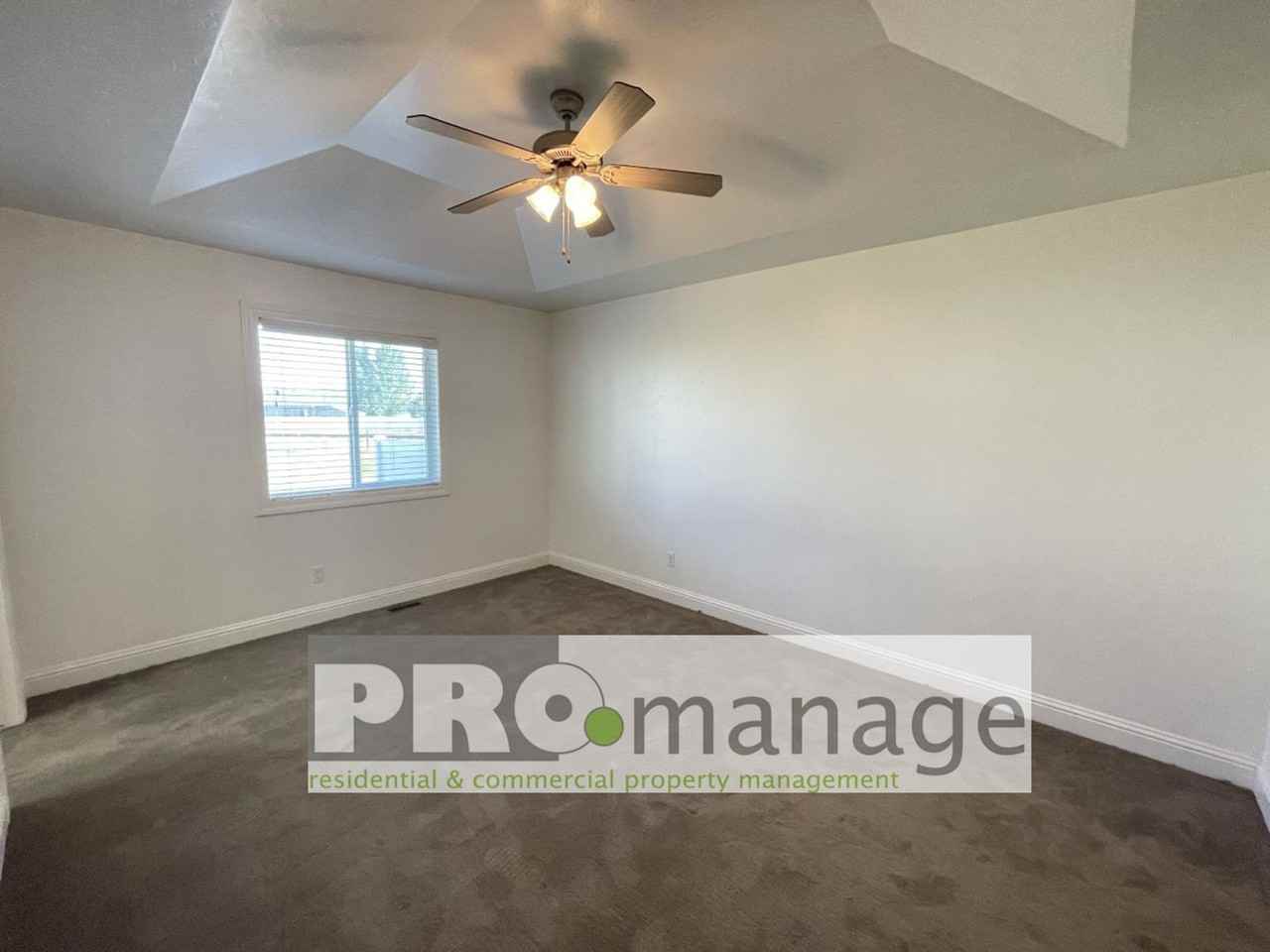 3795 Deloy Dr - Photo 7 of 17