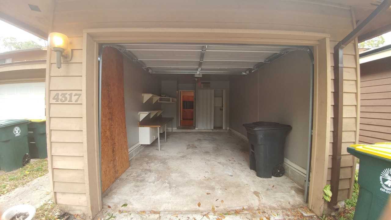 4317 Windergate Ct - Photo 3 of 32