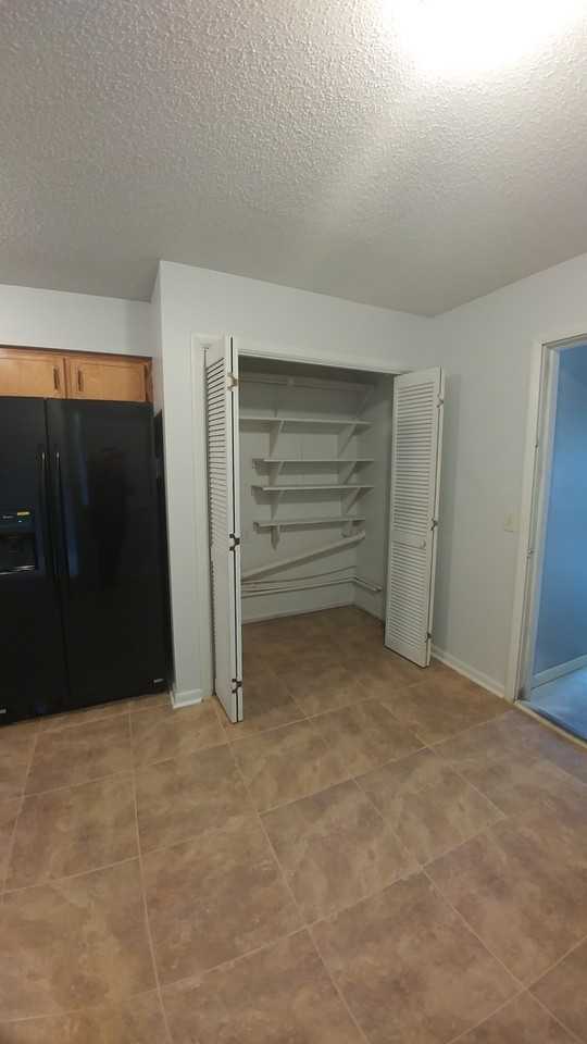 4317 Windergate Ct - Photo 7 of 32