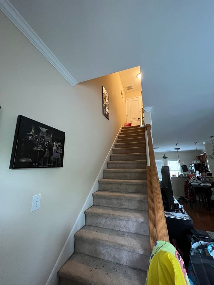 381 Whitehall Rd - Photo 4 of 12