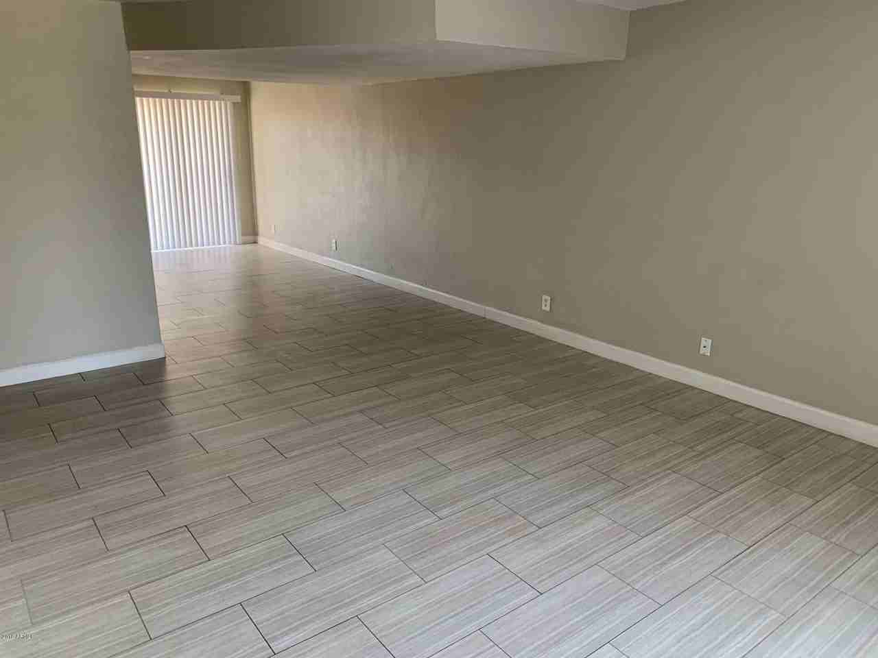 5811 N 59th Dr - Photo 2 of 11