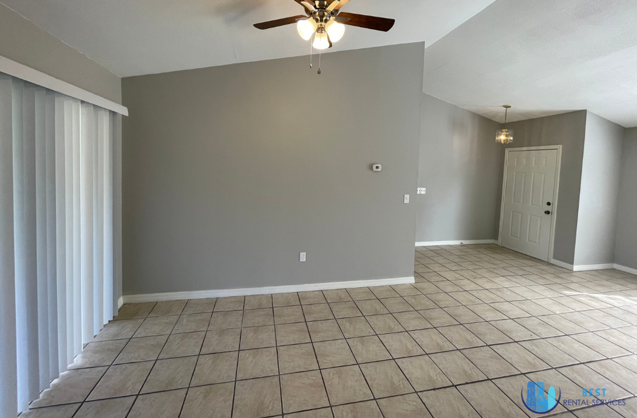 305 Mormanno Way - Photo 3 of 16