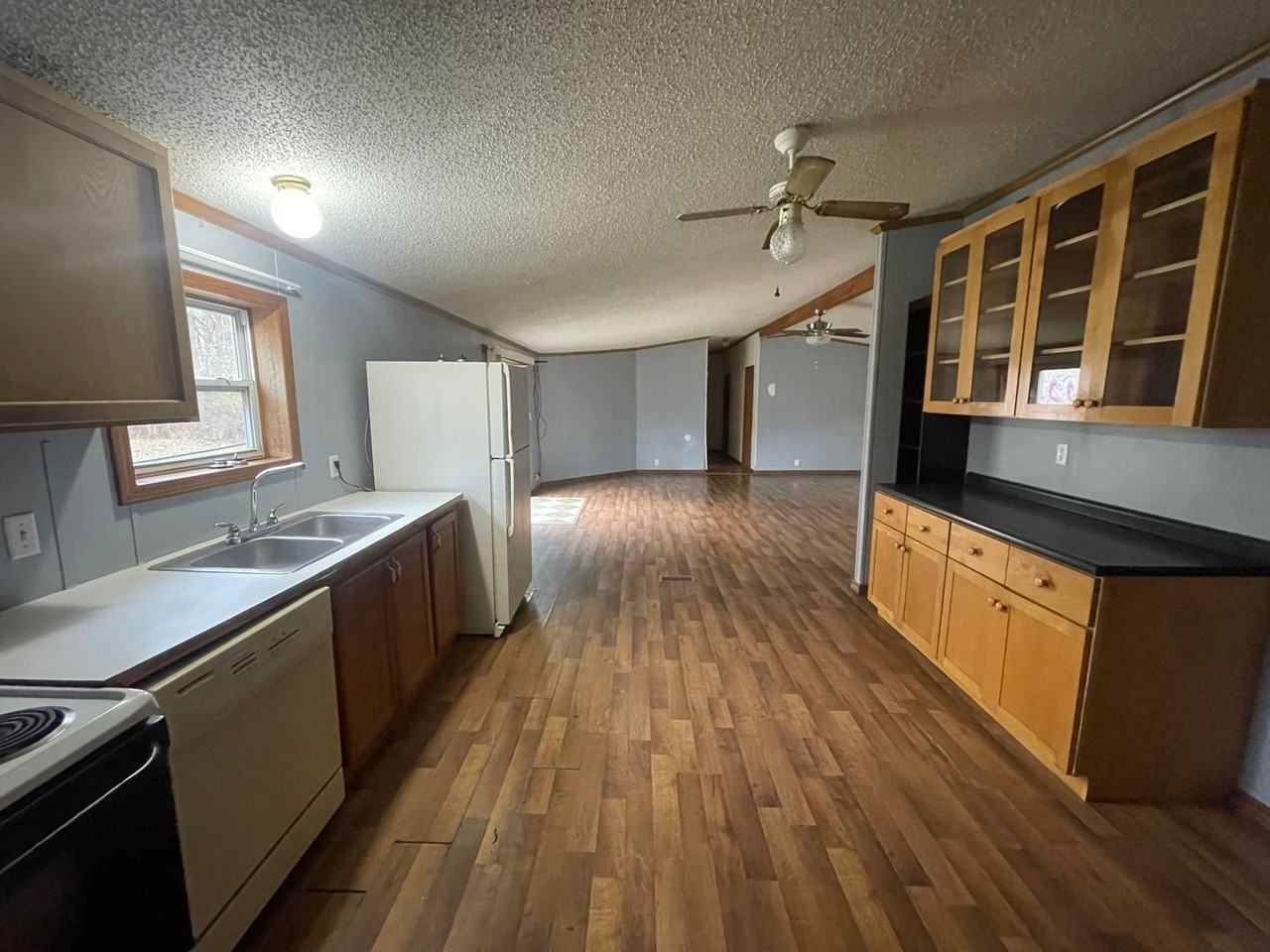 4501 W 375 S - Photo 6 of 23