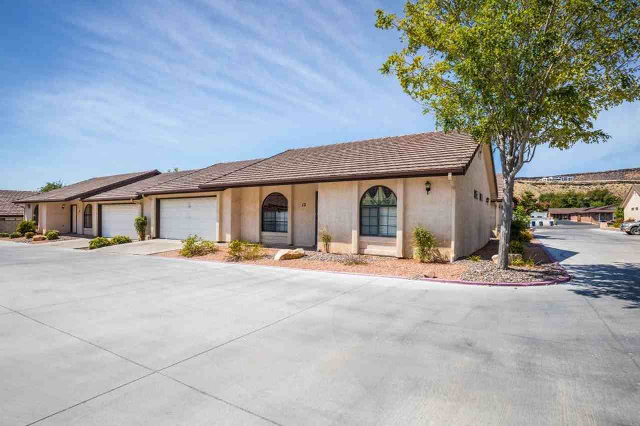 465 S Main St #6 - Photo 3 of 3