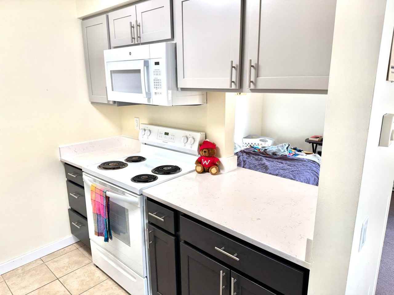 Lindholm Properties - Photo 3 of 28