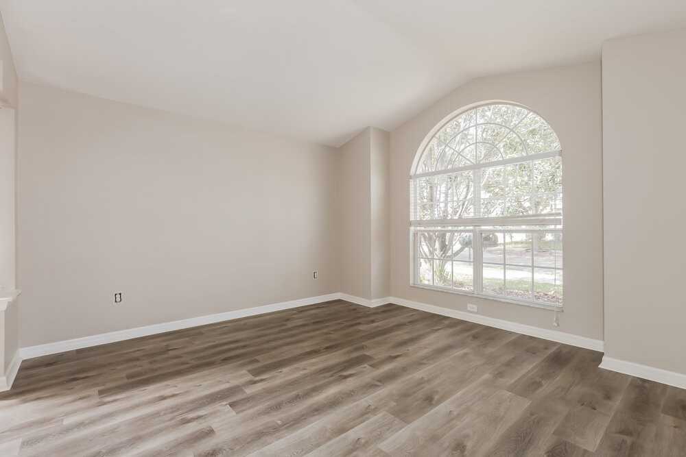 433 Down Pine Dr - Photo 3 of 16